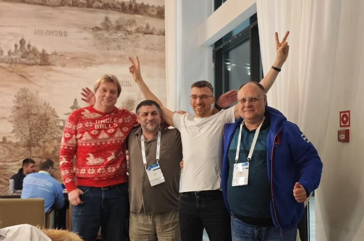 Фотография четырёх Олегов из сообщества я-ИТ-ы